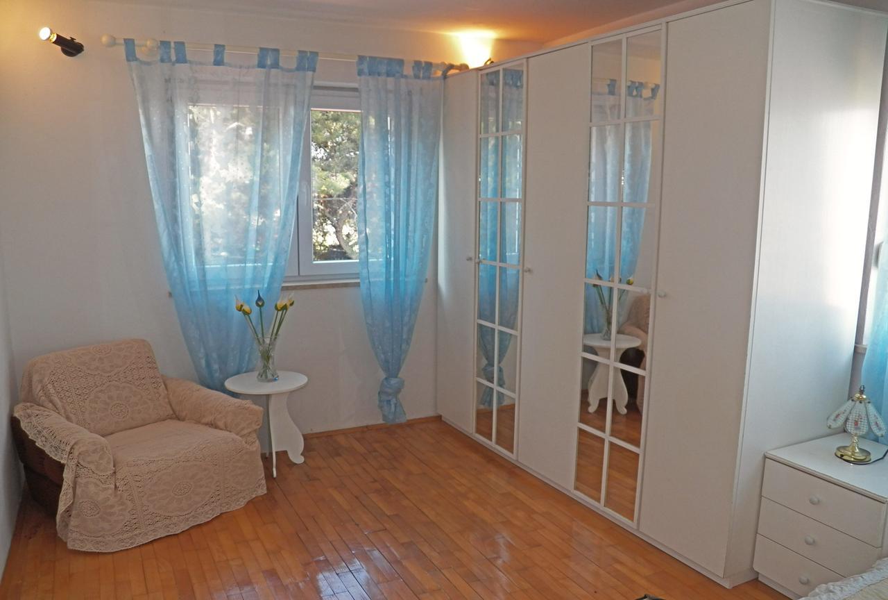 Apartment House Dubravka 1946 Pula