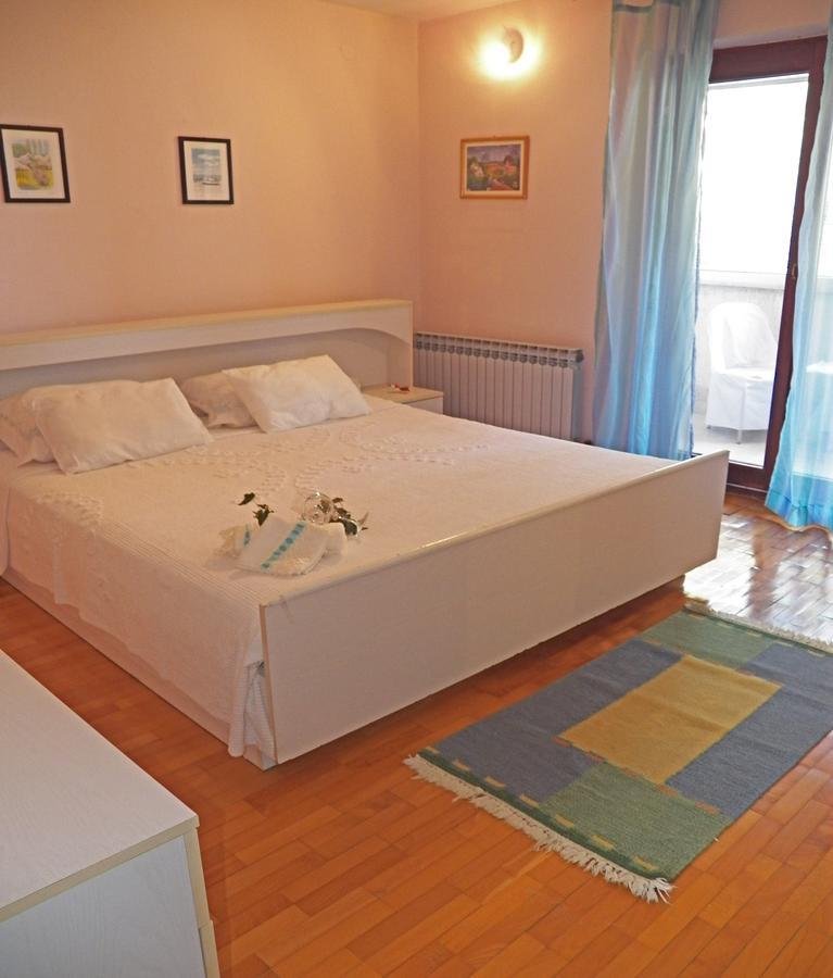 Apartment House Dubravka 1946 Pula
